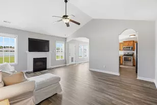 109 Kayak Ct, Swansboro, NC 28584 - Photo 19