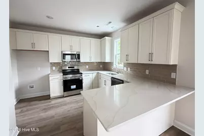 1059 Lexington Avenue NE, Leland, NC 28451 - Photo 3