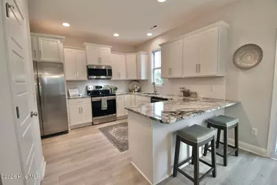 1059 Lexington Avenue NE, Leland, NC 28451 - Photo 5