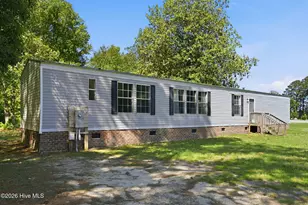 407 Croom St, Magnolia, NC 28453 - Photo 5