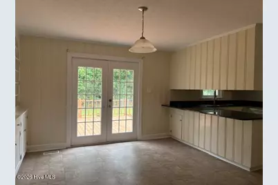 2405 Hardee Road, Kinston, NC 28504 - Photo 11