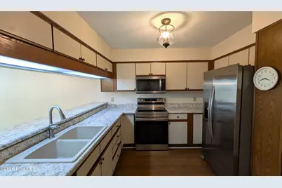 221 Inland Greens Circle, Wilmington, NC 28405 - Photo 9