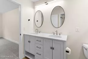 124 W Chelsea Ct, Southern Pines, NC 28387 - Photo 25