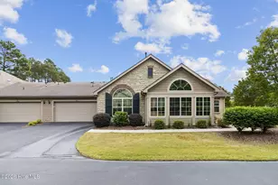 124 W Chelsea Ct, Southern Pines, NC 28387 - Photo 3