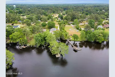 611 Creekwood Drive, Trent Woods, NC 28562 - Photo 3