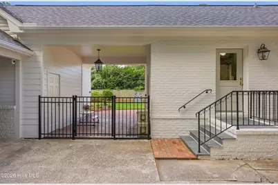 1925 Hawthorne Road, Wilmington, NC 28403 - Photo 3