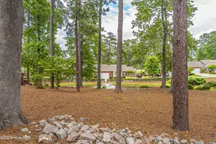 535 Lighthorse Cir, Aberdeen, NC 28315 - Photo 3
