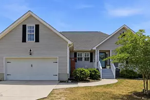 8504 Lakeview Dr, Wilmington, NC 28412 - Photo 1