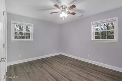 236 White Oak Boulevard, Jacksonville, NC 28546 - Photo 11