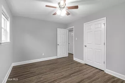 236 White Oak Boulevard, Jacksonville, NC 28546 - Photo 15