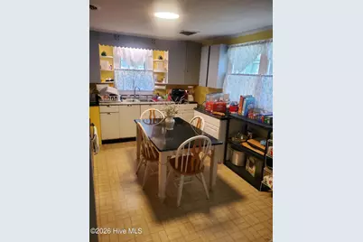 305 Glenwood Drive, Greenville, NC 27834 - Photo 13