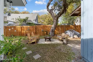 104 SE 5th St, Oak Island, NC 28465 - Photo 3