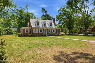 609 S Main St, Red Springs, NC 28377 - Photo 3
