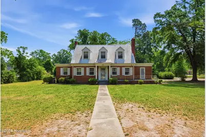 609 S Main Street, Red Springs, NC 28377 - Photo 1