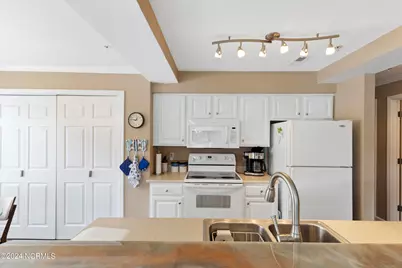 1215 N Middleton Drive NW #Apt 2406, Calabash, NC 28467 - Photo 7