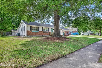 1115 Clifton Road, Jacksonville, NC 28540 - Photo 3