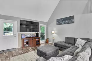 917 Mandarin Trail, Jacksonville, NC 28540 - Photo 9