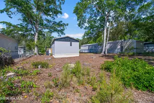 2828 Burnsville St SW, Supply, NC 28462 - Photo 17