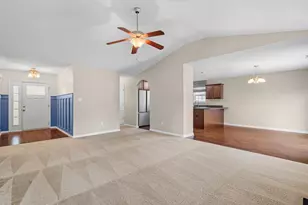 210 Marsh Haven Dr, Sneads Ferry, NC 28460 - Photo 9