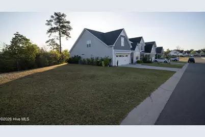 6033 Sand Ridge Avenue, Wilmington, NC 28409 - Photo 3