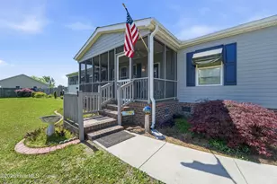 545 Koonce Fork Rd, Richlands, NC 28574 - Photo 3