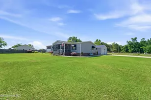 545 Koonce Fork Rd, Richlands, NC 28574 - Photo 7