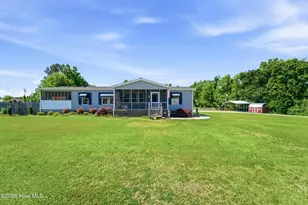 545 Koonce Fork Rd, Richlands, NC 28574 - Photo 5