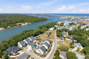 115 Bimini Townes Ln, Carolina Beach, NC 28428 - Photo 5