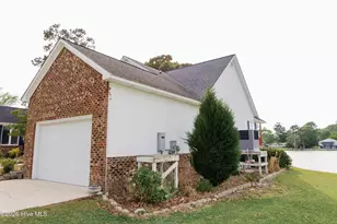 674 Brooks Rd, Bath, NC 27808 - Photo 9