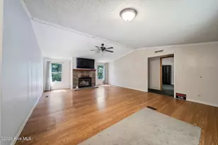 153 Tar Landing Rd, Holly Ridge, NC 28445 - Photo 7