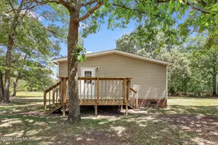 210 Chapel Ridge Rd, Richlands, NC 28574 - Photo 11