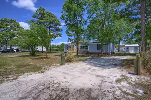 108 N Queens St, Hubert, NC 28539 - Photo 3