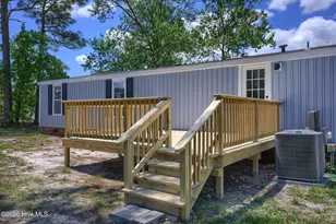 108 N Queens St, Hubert, NC 28539 - Photo 25