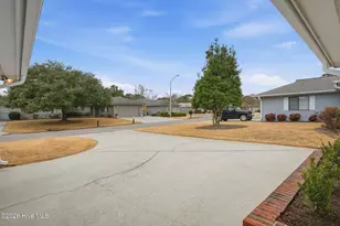 6043 Cedar Ridge Dr, Wilmington, NC 28405 - Photo 7
