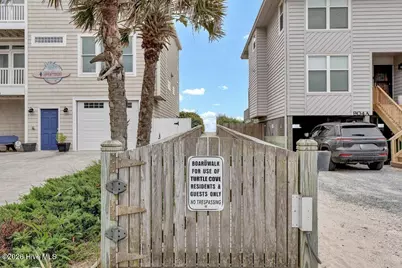 221 Lazy Day Drive, Surf City, NC 28445 - Photo 39