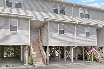 221 Lazy Day Drive, Surf City, NC 28445 - Photo 3