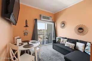 602 W Fort Macon Rd, Atlantic Beach, NC 28512 - Photo 9