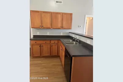 2600 Saddleback Drive #B, Winterville, NC 28590 - Photo 11