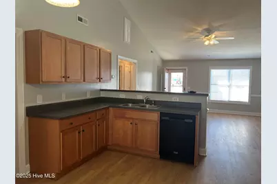 2600 Saddleback Drive #B, Winterville, NC 28590 - Photo 13