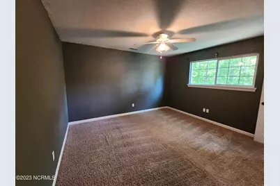 105 Briarwood Court, Jacksonville, NC 28546 - Photo 19