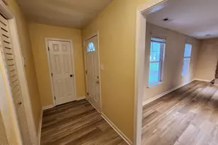 105 Briarwood Ct, Jacksonville, NC 28546 - Photo 3
