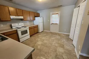2251 Brandymill Ln, Jacksonville, NC 28546 - Photo 5