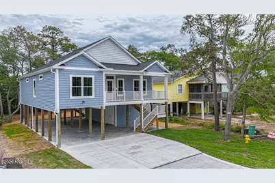 130 NE 32 Street, Oak Island, NC 28465 - Photo 3
