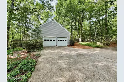 829 Williamsburg Drive, Rockingham, NC 28379 - Photo 29