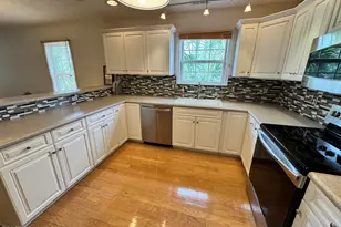 733 Ocracoke Dr, Wilmington, NC 28412 - Photo 9