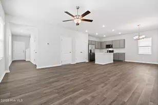 1054 Hanson Dr, Leland, NC 28451 - Photo 7
