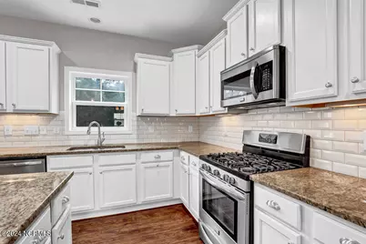 801 Rosedale Drive, Hampstead, NC 28443 - Photo 9