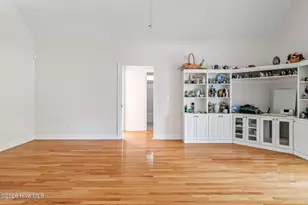 402 Lockwood Ln SW, Supply, NC 28462 - Photo 5