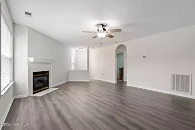 4130 Breezewood Drive #Apt 104, Wilmington, NC 28412 - Photo 11