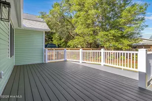 147 NE 19th St, Oak Island, NC 28465 - Photo 37